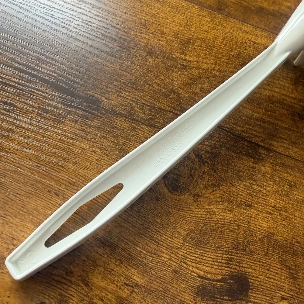 VTG Tailor Made Products White Nylon Pasta Server Spaghetti Measuring Fork Spoon